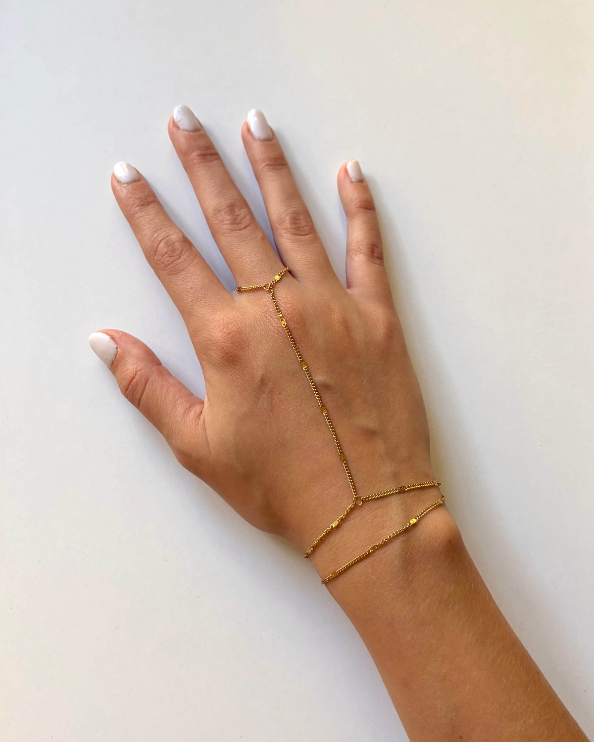 Less is more Hand chain